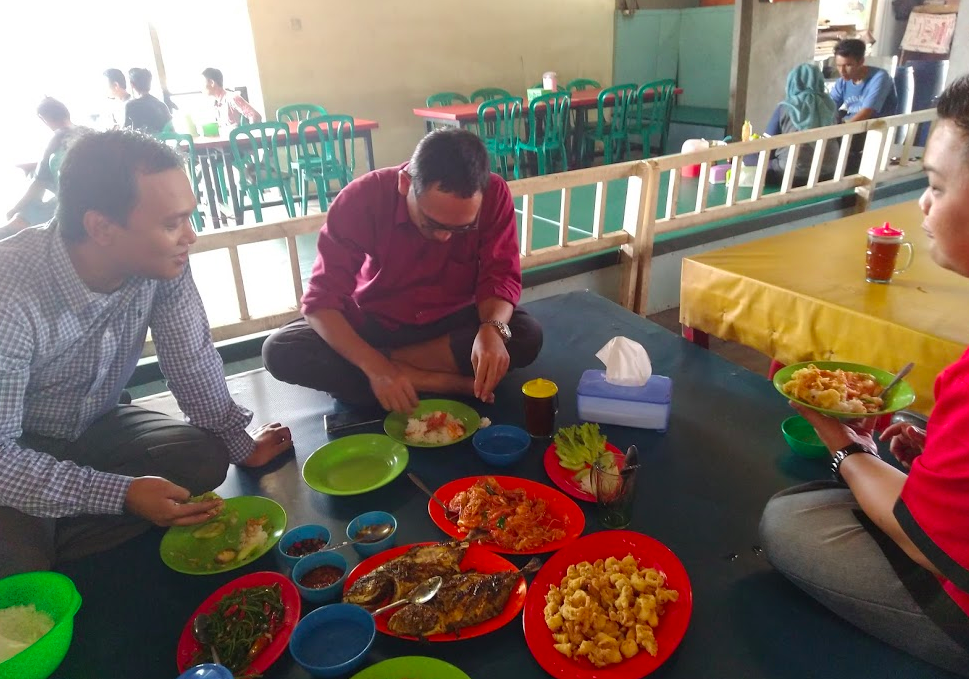 Kuliner Ikan Bakar di Muara Angke