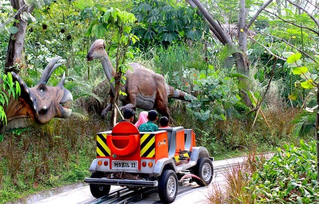 Liburan Bersama Keluarga di Jungleland Bogor